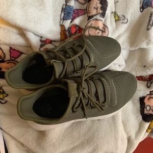 green adidas tubulars